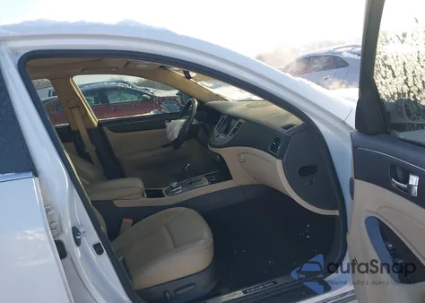 2011 Hyundai Genesis 4.6 from USA, damaged, VIN KMHGC4DF9BU113836